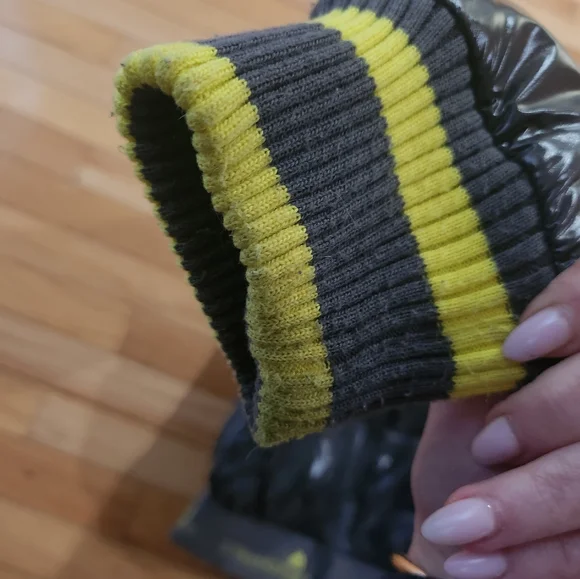 Stella Mccartney × Adidas cropped puffer jacket XS - Picture 9 of 9